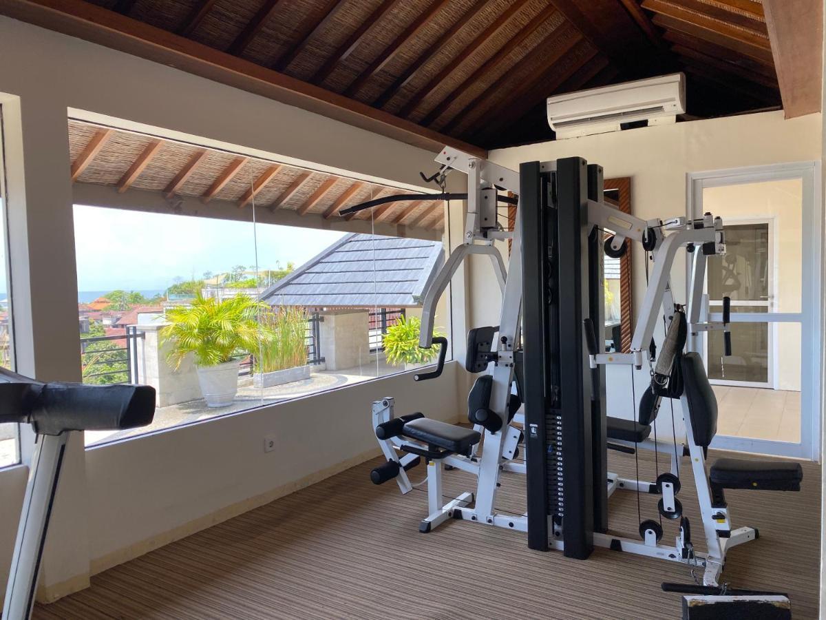 Stylish 2 Bedroom Penthouse Apt, Newly Refreshed, 50 Mbps, Pool, Gym, Resto Kuta  Exterior photo